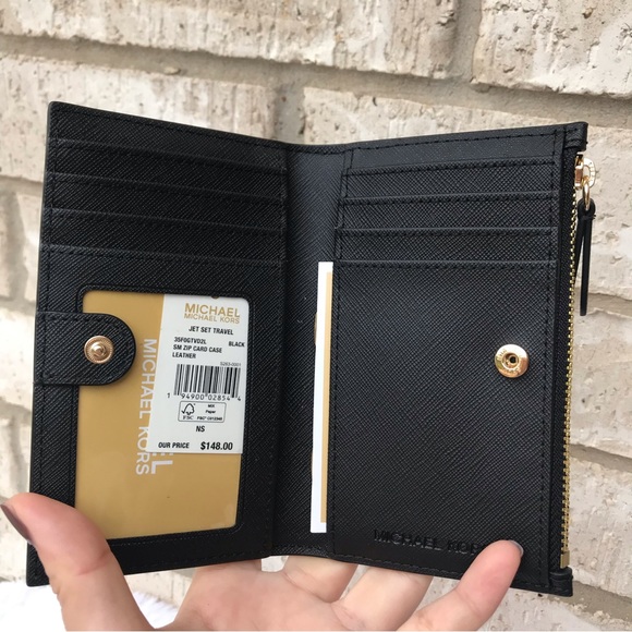 Michael Kors Purse And Wallet - Picture 7 of 11